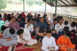 Anggota DPR RI Fraksi PKB Tebar Kepedulian untuk Anak Yatim di Bandarlampung