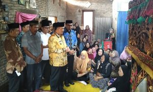 Wujudkan Empati, Bupati dan Wakil Bupati Tanggamus Takziah ke Rumah Duka Korban Musibah Way Lalaan