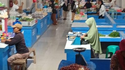 Pedagang Mulai Tempati Pasar Modern Talang Padang, Pemkab Tanggamus Optimistis Proses Relokasi Berjalan Baik