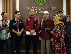 Miris, saidin Bin Suhri dan Merza Baroka ditahan Sudah 2 bulan, Atas Sangkaan Pencurian Buah Sawit diKebun Sawit Sendiri