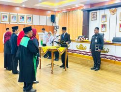 Wabup Agus Suranto Lantik Sekretaris Disdukcapil, Auditor dan Guru, Tekankan Pelayanan Cepat dan Humanis