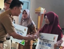 Produksi Kopi Tanggamus Meningkat, Petani Penerima Manfaat Terima Santunan Jaminan Sosial