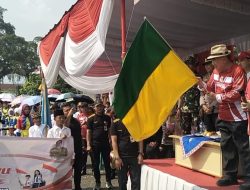 Bupati Saleh Asnawi Lepas Karnaval Budaya HUT ke-81 RI di Kota Agung