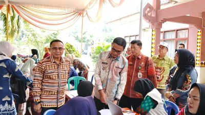 Wakil Bupati Tanggamus Hadiri Pelayanan Publik Terpadu (Yanputer) Di Kecamatan Semaka