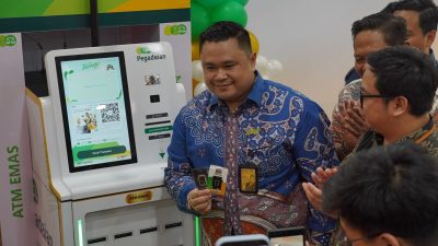 Cetak Emas Hitungan Detik, Pegadaian Hadirkan Mesin ATM Emas di Palembang